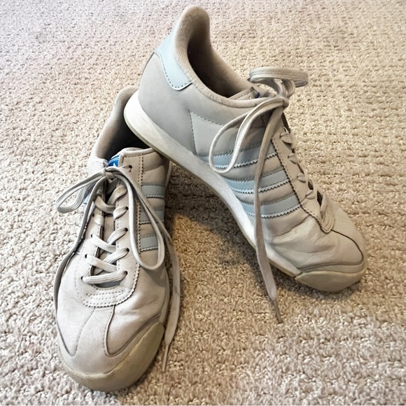 Adidas Samoa Gray Sneakers w Light Blue Stripes Sneaks Women Sz 7.5 Athletic - Picture 1 of 8